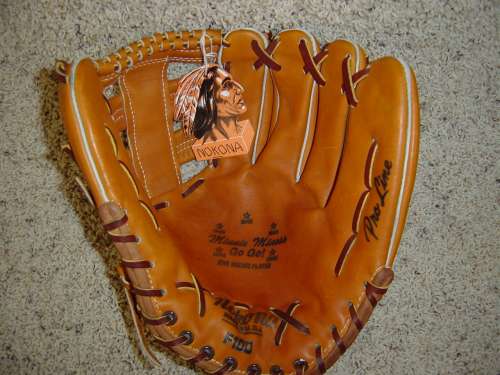 Minnie Minoso Nokona F100 Front